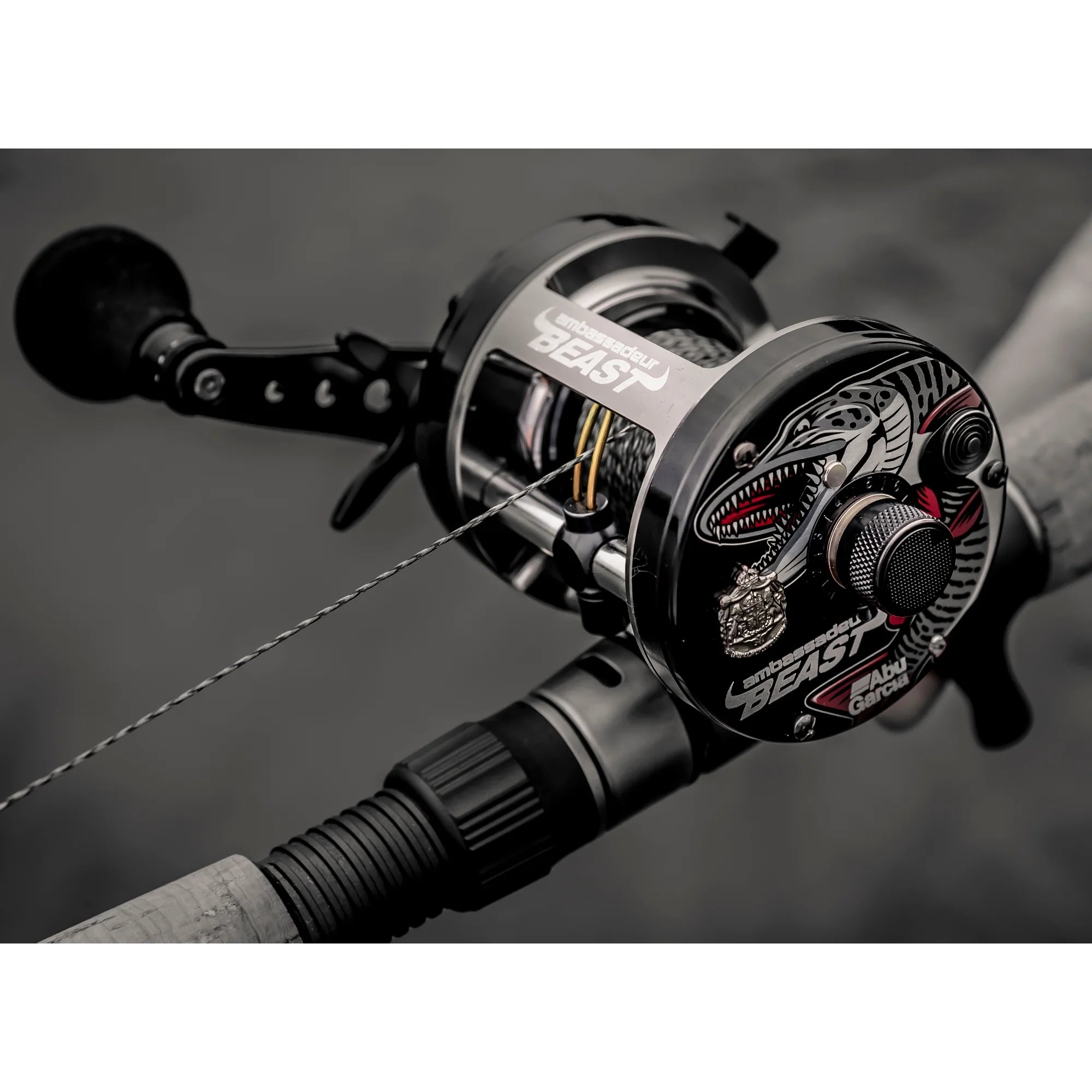 Beast Baitcast Round Reel E36780