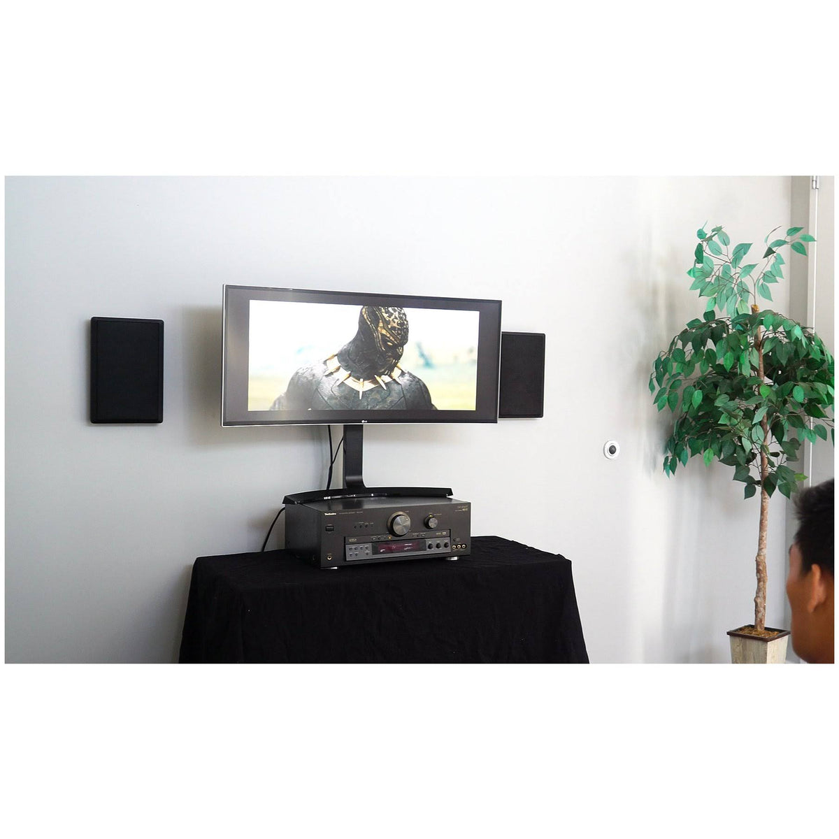 6000W 6-Zone Bluetooth Receiver with 8 Slim Wall Speakers and 4 RockSlim Black Speakers L312694