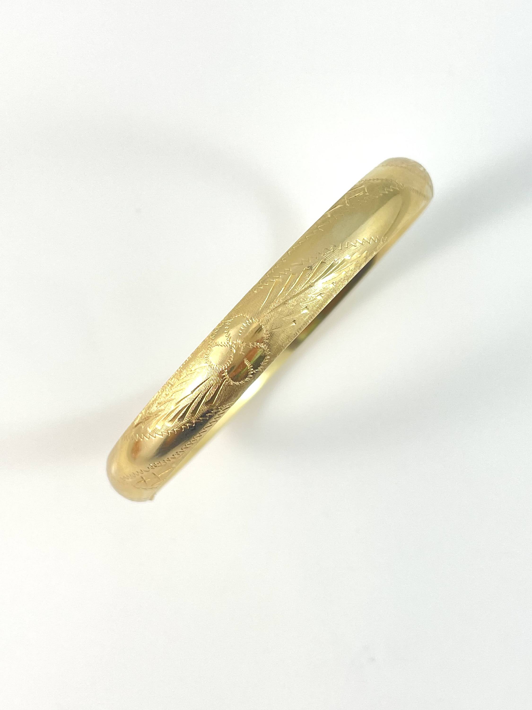 14K Yellow Gold Floral Engraved Hinged Bangle P2011