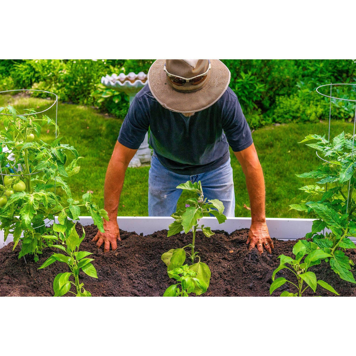 22.5x22 Vinyl Raised Garden Bed White K818314