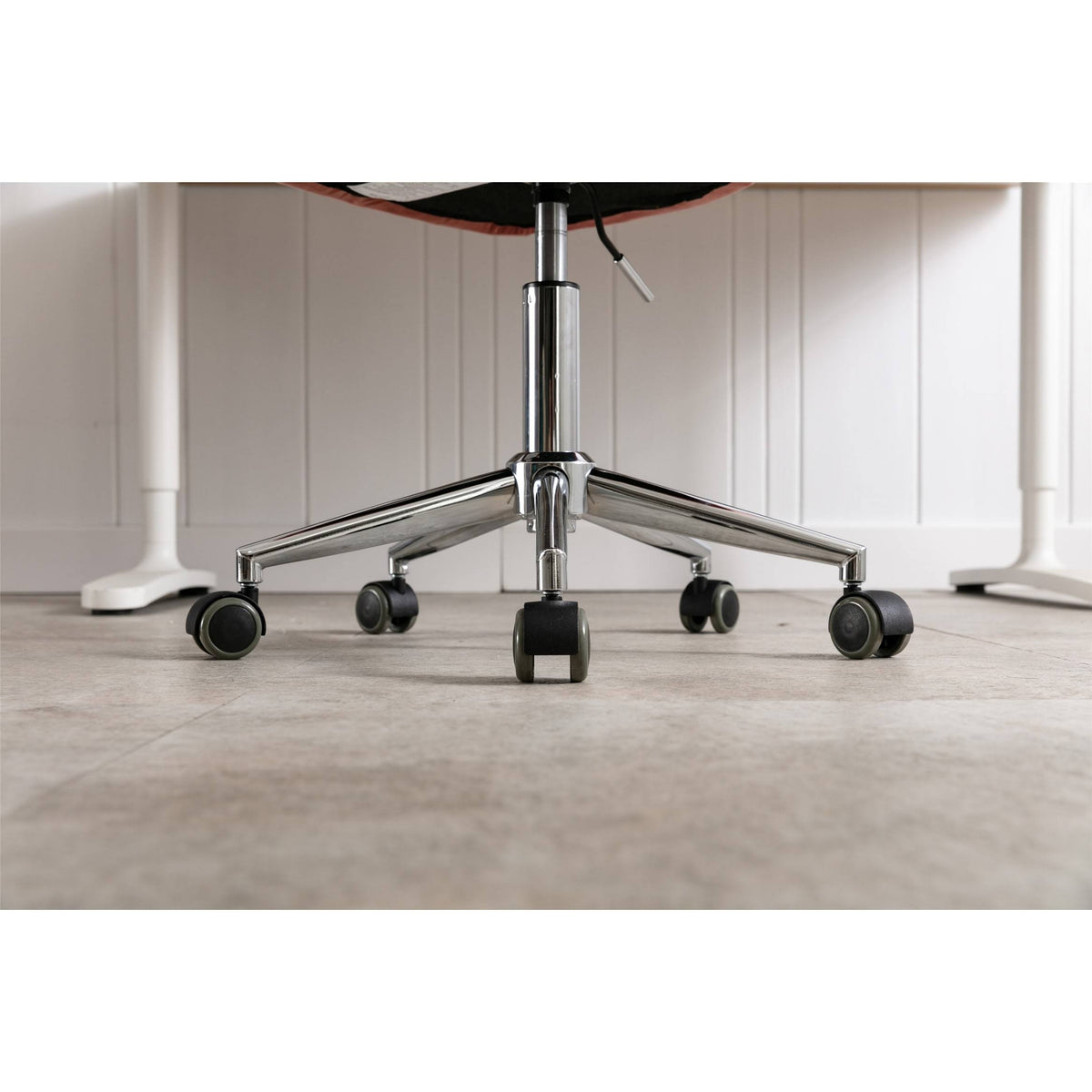 Velvet Swivel Shell Chair Grey R6094
