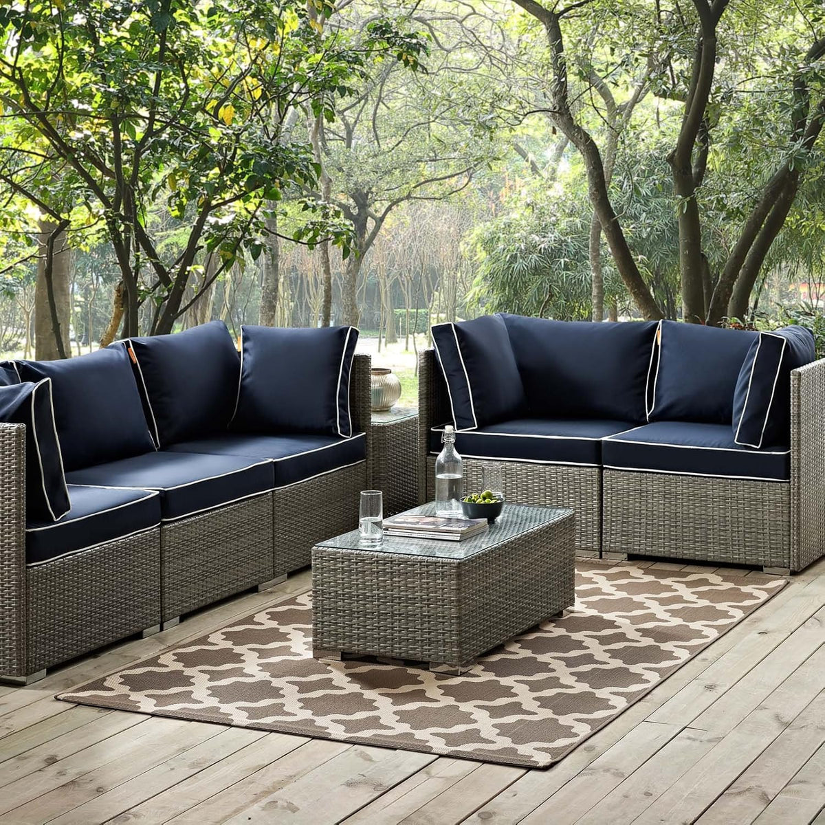 Black and Beige 8x10 Indoor and Outdoor Rug E9727