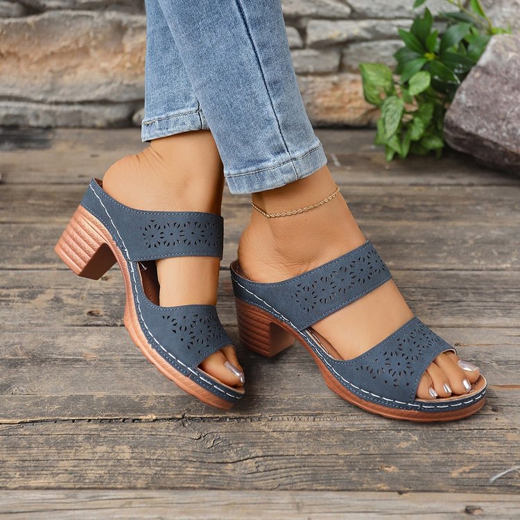Women's Hollow Out Block Heel Sandals - Peep Toe Double Strap Mules with Chunky Heel