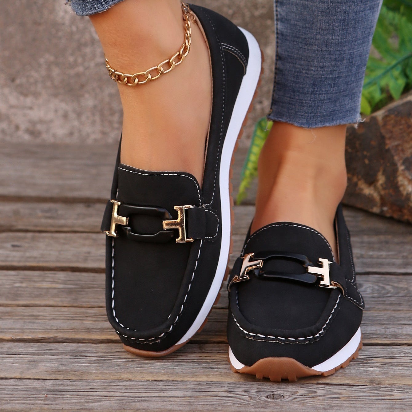 Women's Gold Buckle Suede Loafers – Comfortable Casual Platform Slip-On Shoes