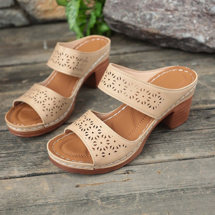 Women's Hollow Out Block Heel Sandals - Peep Toe Double Strap Mules with Chunky Heel