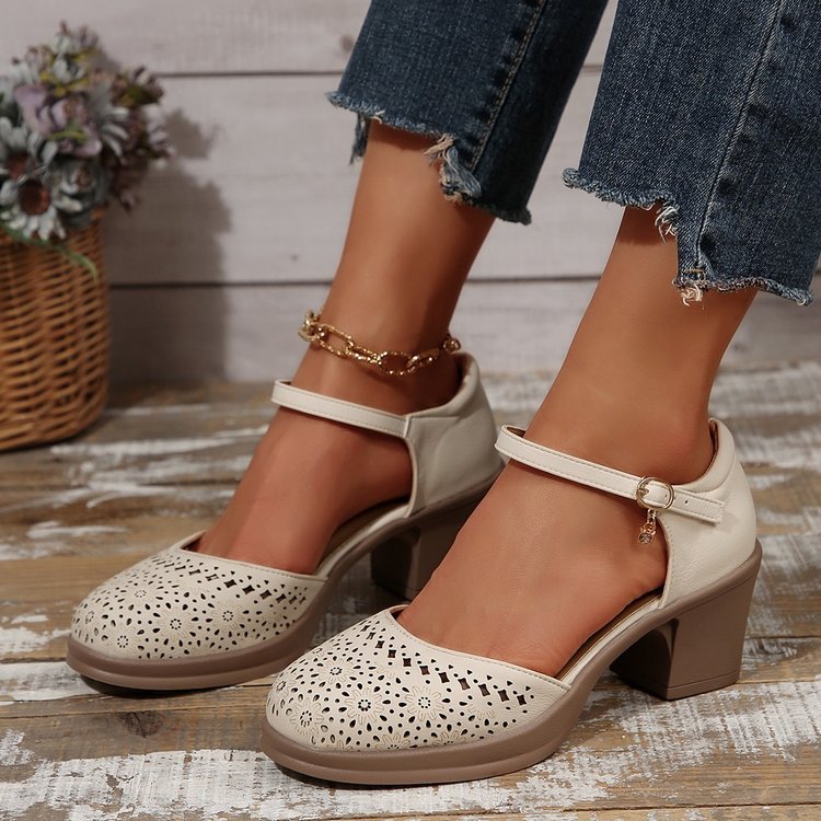 Women's Retro Cut-Out Mary Jane Block Heel Pumps - Floral Hollow-Out Ankle Strap Shoes