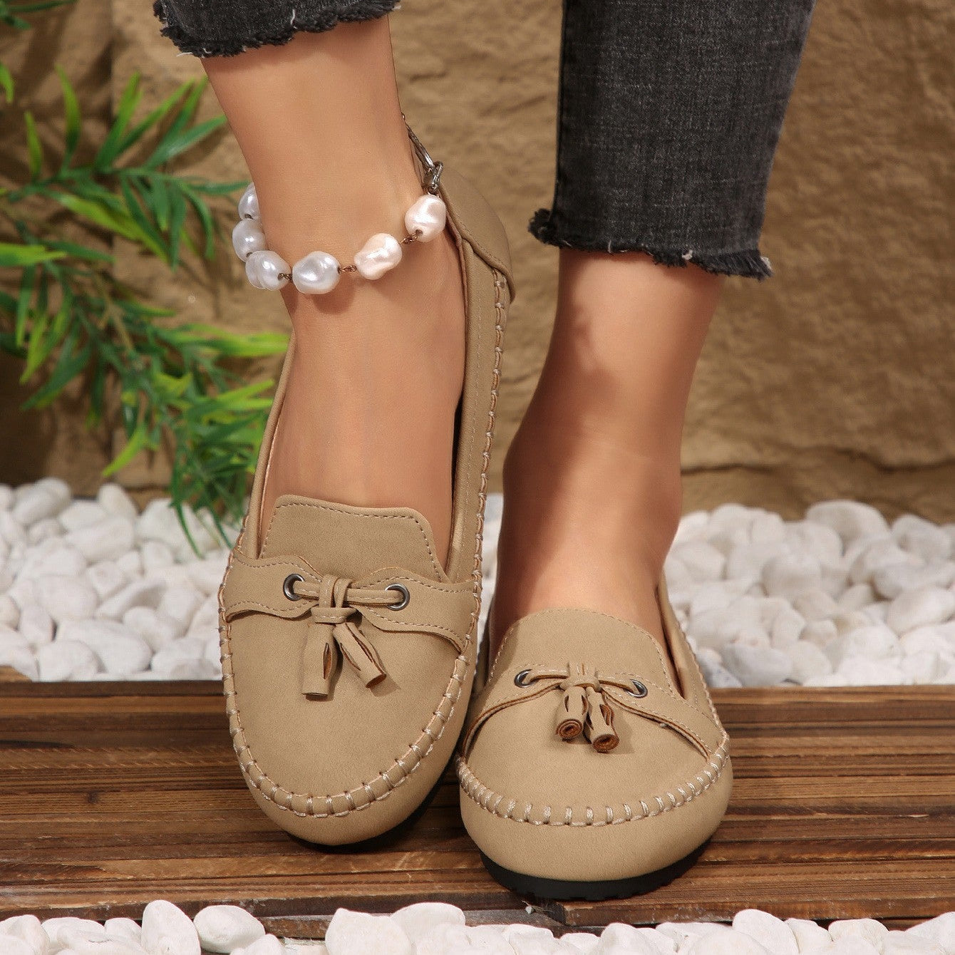 Casual Tassel Loafers for Women – Comfortable Suede Slip-On Flats
