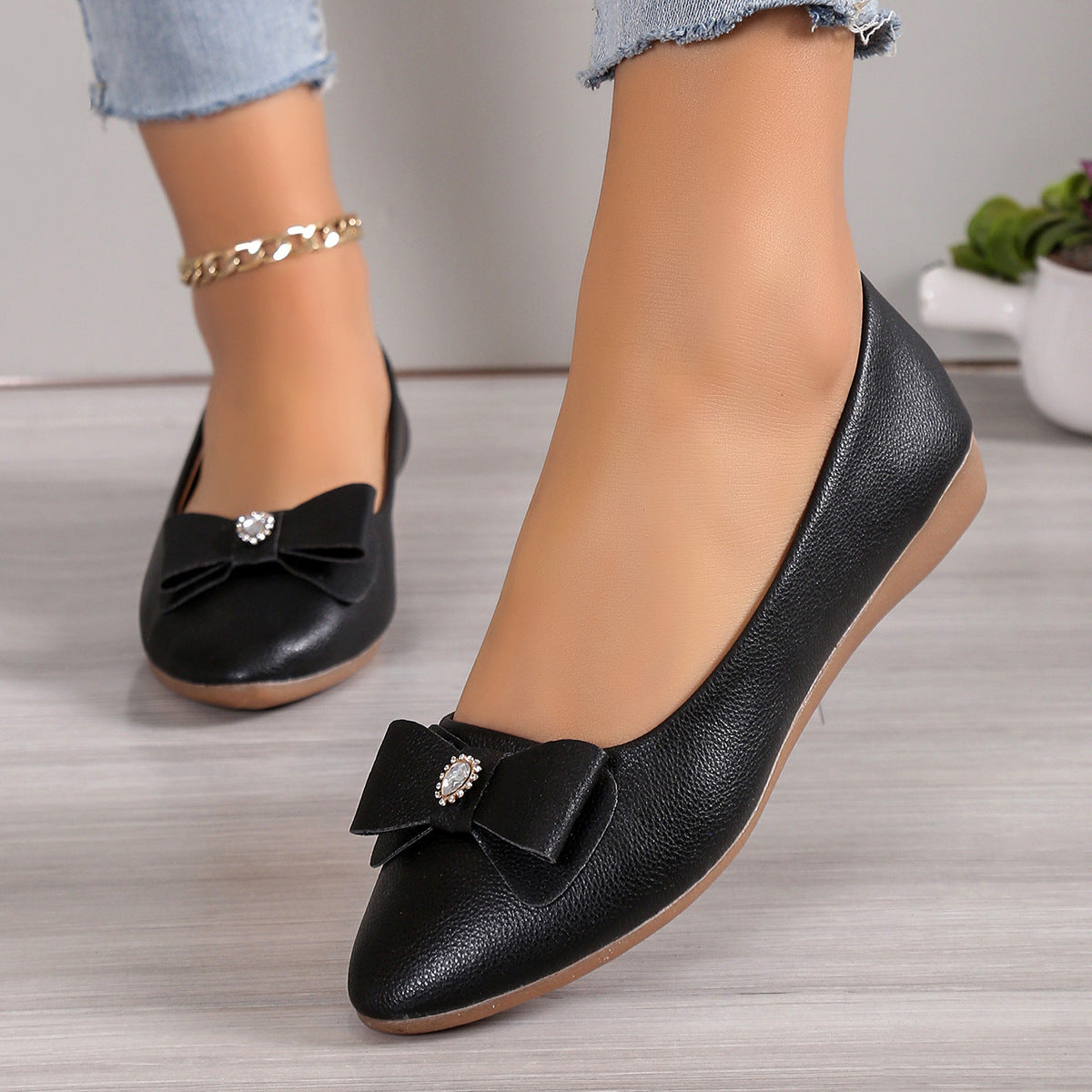 Elegant Bow Decor Pointed Toe Flats - Classic Ballet Style Pumps