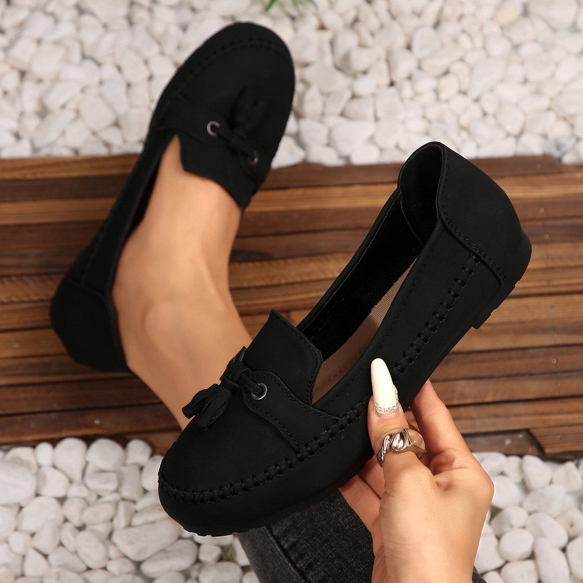 Casual Tassel Loafers for Women – Comfortable Suede Slip-On Flats