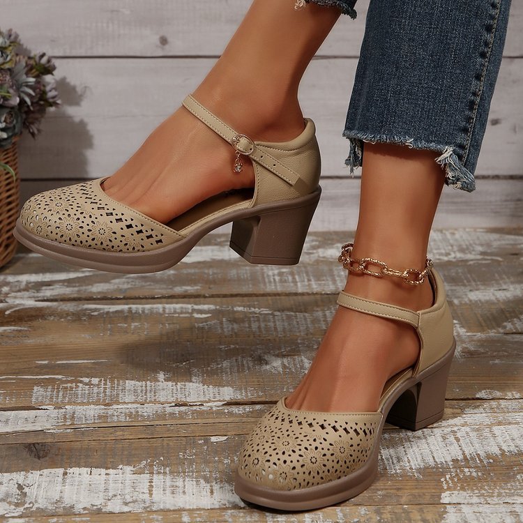 Women's Retro Cut-Out Mary Jane Block Heel Pumps - Floral Hollow-Out Ankle Strap Shoes