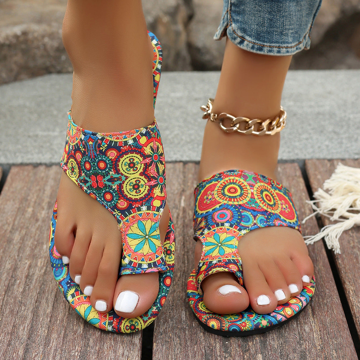 Boho Ethnic Paisley Print Flat Sandals – Women’s Bohemian Toe Ring Slides
