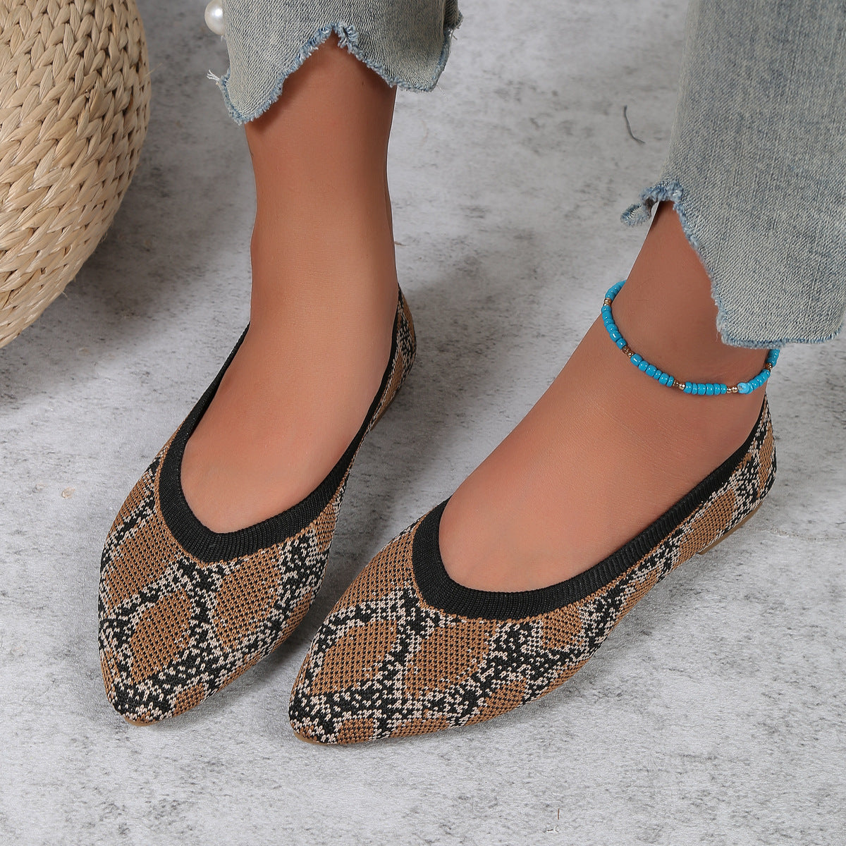 Leopard Print Knit Pointed Toe Flats – Comfortable Slip-On Loafers