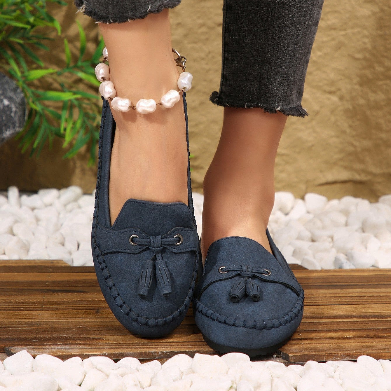 Casual Tassel Loafers for Women – Comfortable Suede Slip-On Flats