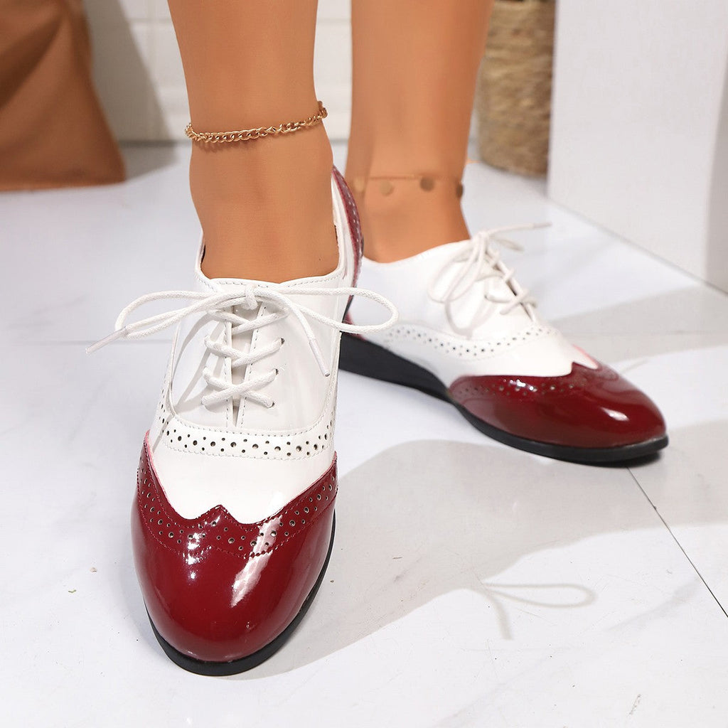 Women's Two-Tone Brogue Oxford Shoes – Classic Lace-Up Wingtip Low Wedge Loafers