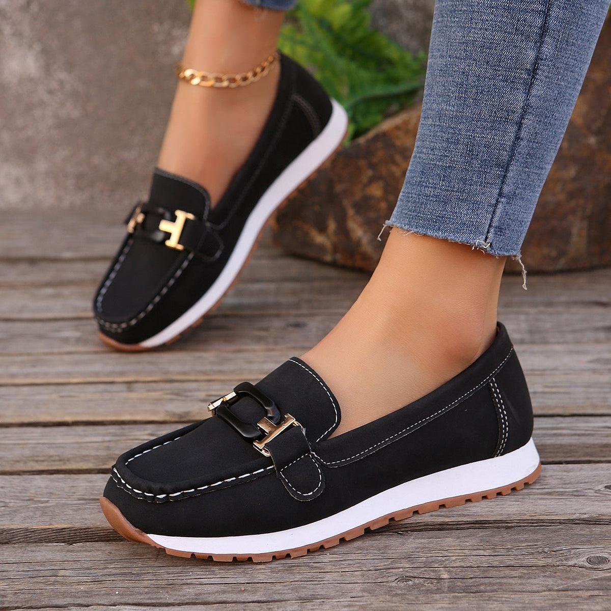 Women's Gold Buckle Suede Loafers – Comfortable Casual Platform Slip-On Shoes