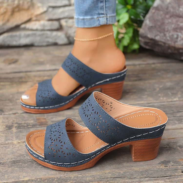 Women's Hollow Out Block Heel Sandals - Peep Toe Double Strap Mules with Chunky Heel