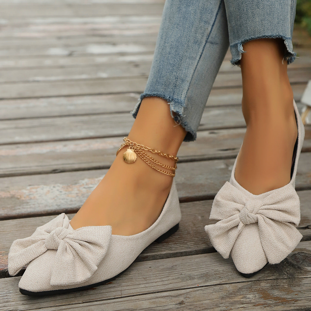 Women's Bow Pointed Toe Flats - Big Bow Suede Ballet Flats Comfortable Slip-On Pumps