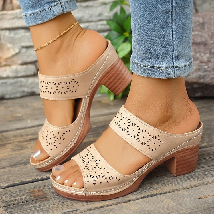 Women's Hollow Out Block Heel Sandals - Peep Toe Double Strap Mules with Chunky Heel