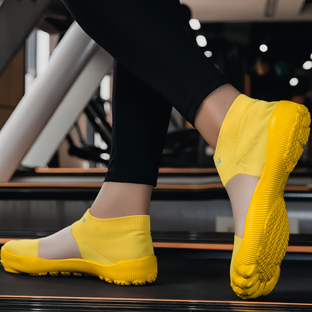 Women’s Breathable Mesh Water Shoes | Quick-Dry Non-Slip Aqua Socks for Beach, Yoga & Swimming