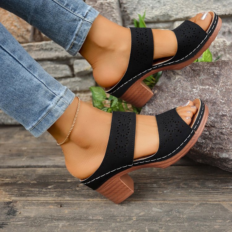 Women's Hollow Out Block Heel Sandals - Peep Toe Double Strap Mules with Chunky Heel