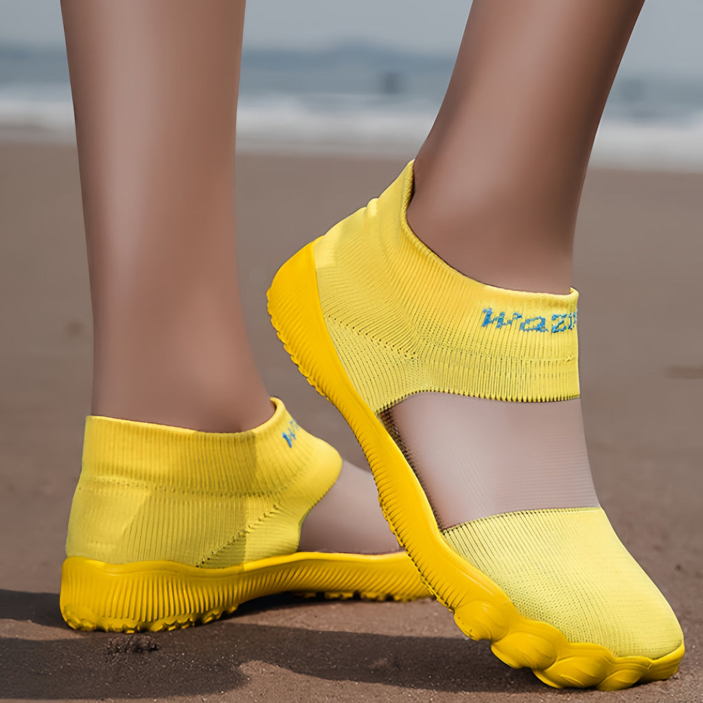 Women’s Breathable Mesh Water Shoes | Quick-Dry Non-Slip Aqua Socks for Beach, Yoga & Swimming