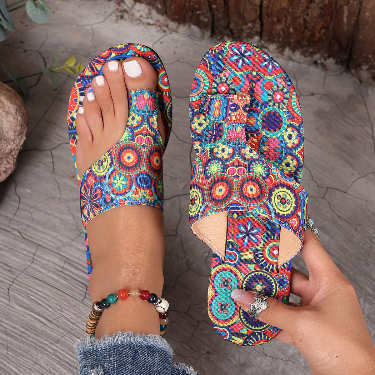 Boho Ethnic Paisley Print Flat Sandals – Women’s Bohemian Toe Ring Slides