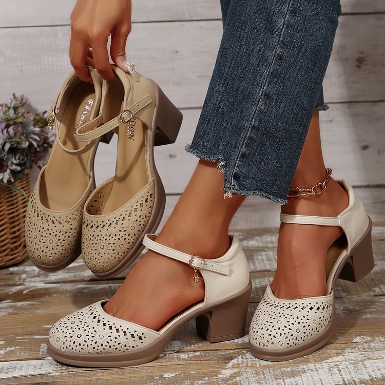 Women's Retro Cut-Out Mary Jane Block Heel Pumps - Floral Hollow-Out Ankle Strap Shoes