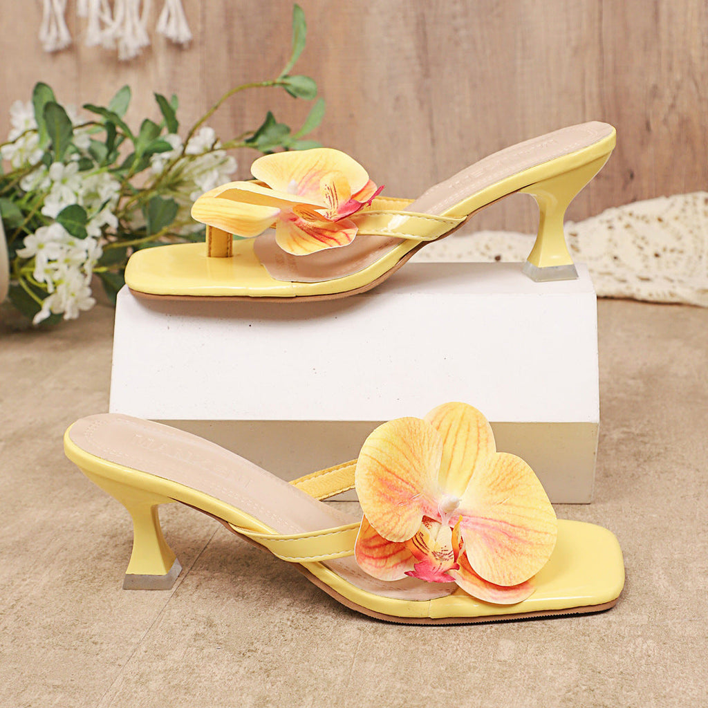 Stylish Kitten Heel Thong Sandals with Orchid Flower – 5.5cm Low Heel Summer Shoes