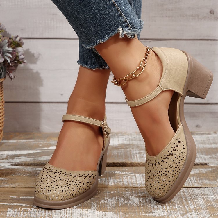 Women's Retro Cut-Out Mary Jane Block Heel Pumps - Floral Hollow-Out Ankle Strap Shoes