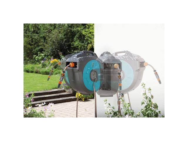 Pulsating Lawn Sprinkler Bundle with Swivel Garden Hose Reel Box N5866