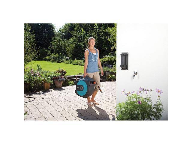 Pulsating Lawn Sprinkler Bundle with Swivel Garden Hose Reel Box N5866
