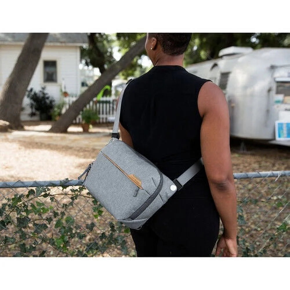 Midnight 6L Sling F6145