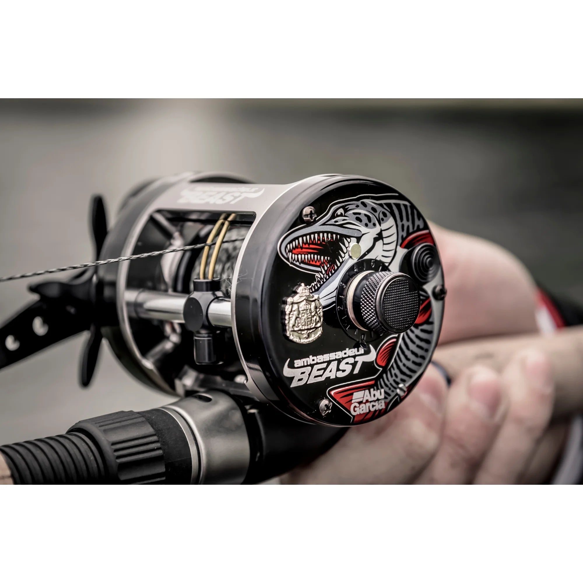 Beast Baitcast Round Reel E36780