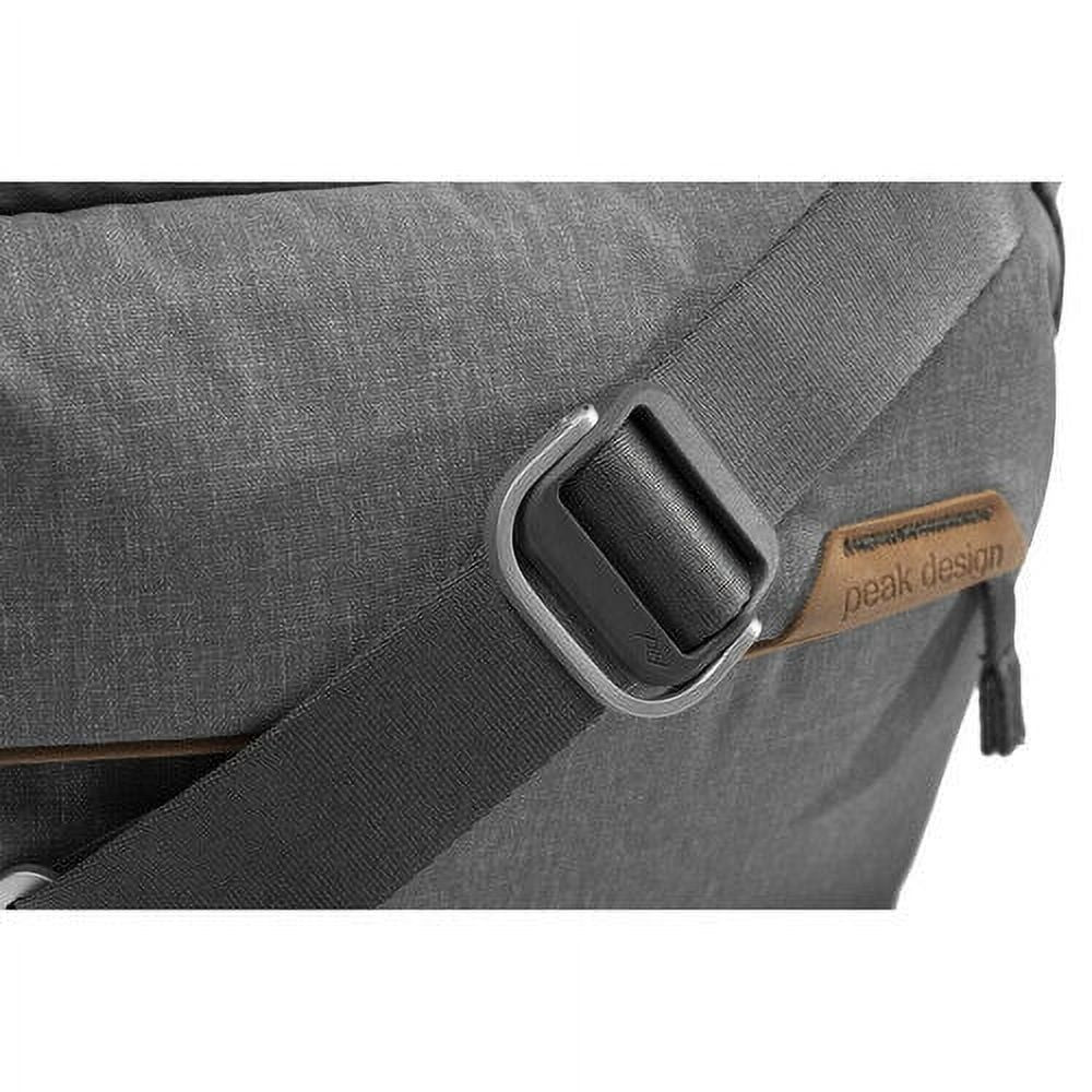 Midnight 6L Sling F6145